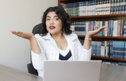 meliza-mogollon-abogada-negocios-digitales-lima